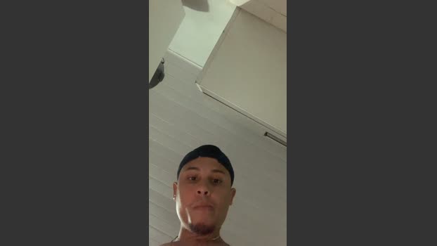 Morenoyboy playtime Webcam SHOW @ Cam4 05-11-2025