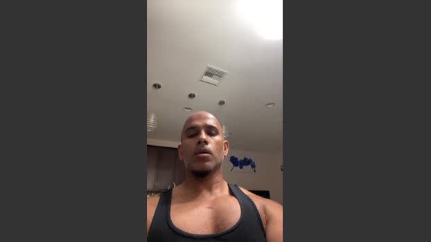 Beachmusclefit fuckass Webcam SHOW @ Cam4 10-11-2025