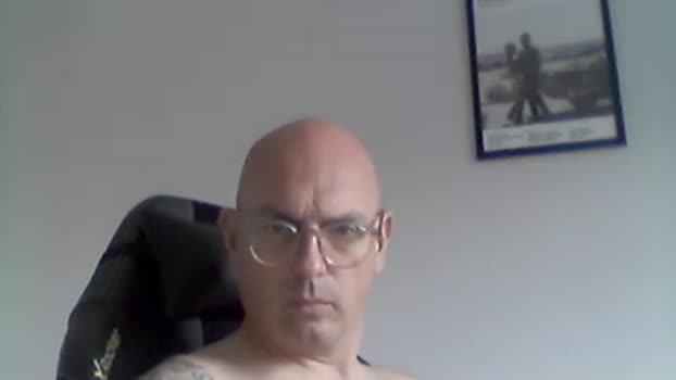 hornyhants1 kiss Webcam SHOW @ Cam4 10-11-2025
