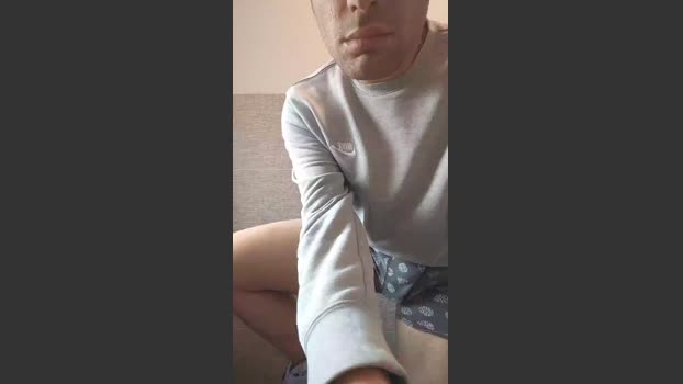 italian_bull1 beautiful Webcam SHOW @ Cam4 10-11-2025