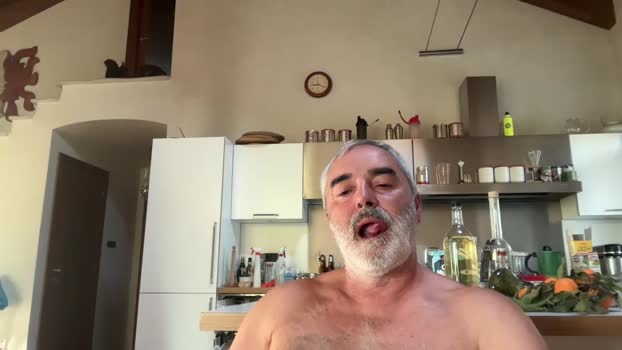 tssaab1 natural Webcam SHOW @ Cam4 10-11-2025