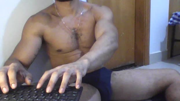 MorenoCarente jerking Webcam SHOW @ Cam4 11-11-2025