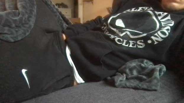 Mr_02_93 Topless Webcam SHOW @ Cam4 11-11-2025