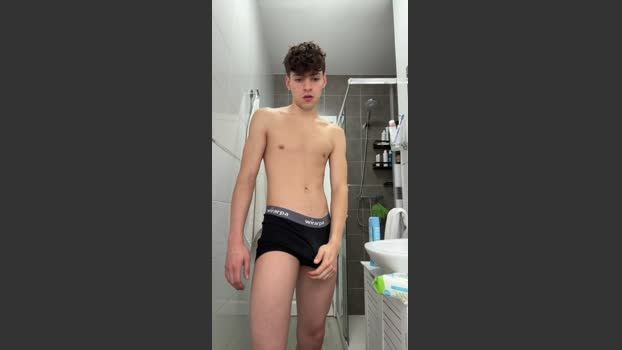 Shyboy911 XXX Webcam SHOW @ Cam4 13-11-2025