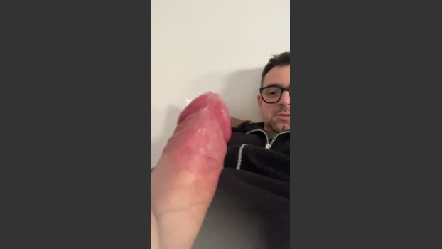 elia109 jackoff Webcam SHOW @ Cam4 16-11-2025