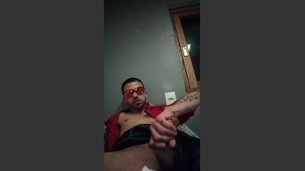 GusKanine suck Webcam SHOW @ Cam4 17-11-2025