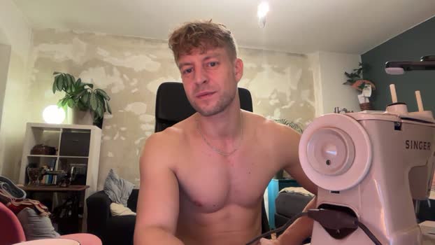 Heikhoe69 play Webcam SHOW @ Cam4 16-11-2025