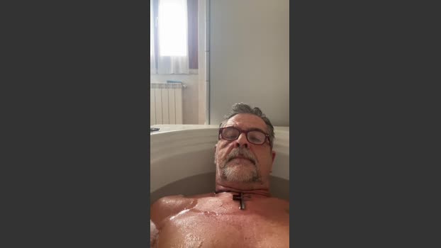bergamo13 prettyface Webcam SHOW @ Cam4 17-11-2025