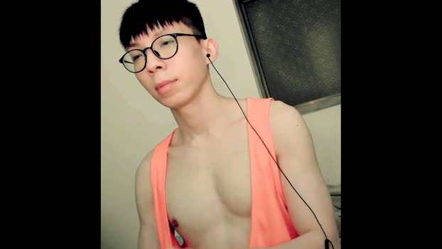 Linchienchih suckcock Webcam SHOW @ Cam4 17-11-2025