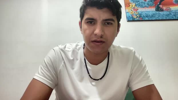 juicysmalls Show Webcam SHOW @ Cam4 18-11-2025
