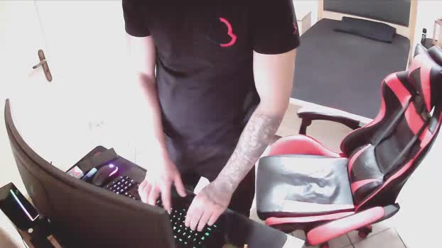 AlbanianFker21 suck Webcam SHOW @ Cam4 24-11-2025