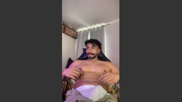 Everton2123 handsome Webcam SHOW @ Cam4 24-11-2025