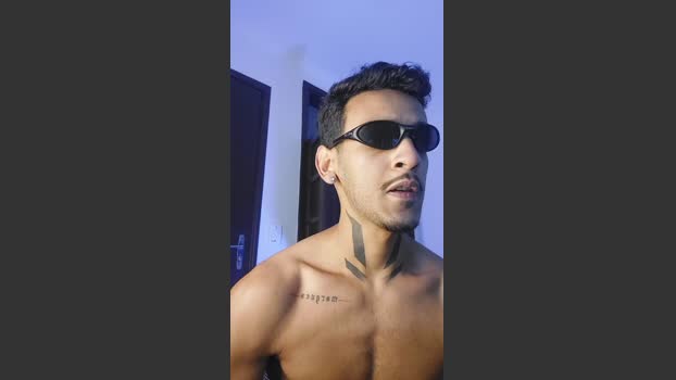 lirajk__ suckshow Webcam SHOW @ Cam4 26-11-2025