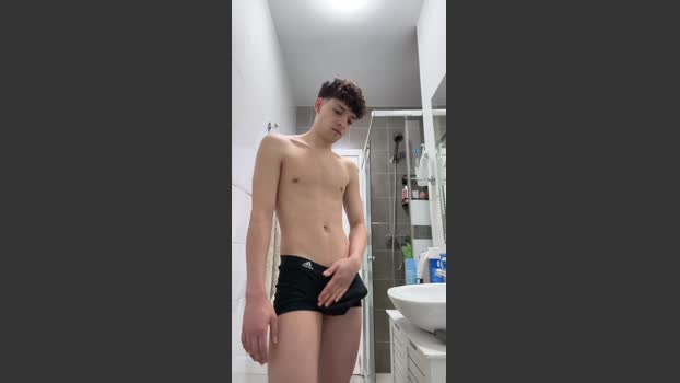 Shyboy911 XXX Webcam SHOW @ Cam4 26-11-2025