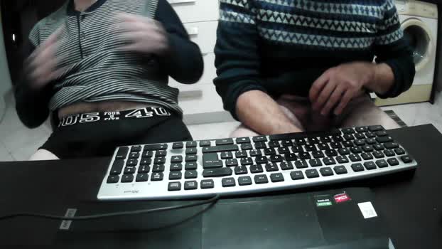 CuriousFriends1 Cam Webcam SHOW @ Cam4 29-11-2025