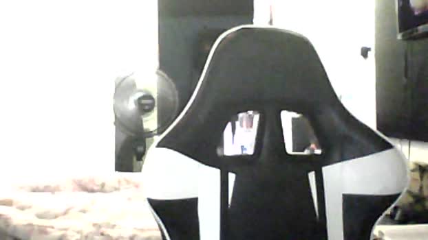 Varao_xvideo yummy Webcam SHOW @ Cam4 01-12-2025