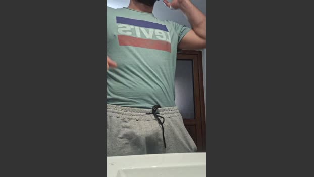 dongabriel9 toy Webcam SHOW @ Cam4 04-12-2025