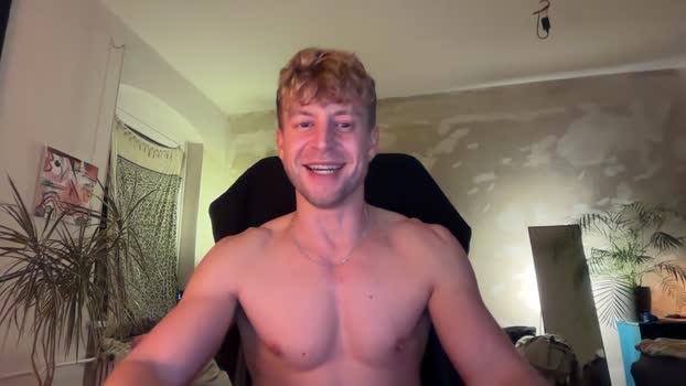 Heikhoe69 Topless Webcam SHOW @ Cam4 04-12-2025