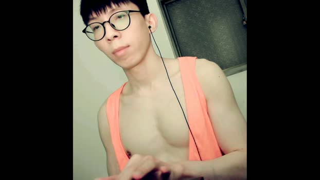 Linchienchih horny Webcam SHOW @ Cam4 04-12-2025