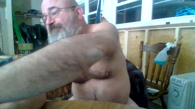 beast652000 suck Webcam SHOW @ Cam4 05-12-2025