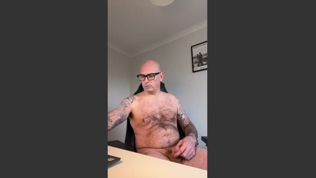 hornyhants1 bigdick Webcam SHOW @ Cam4 05-12-2025
