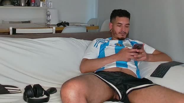 justatall_guy Download Webcam SHOW @ Cam4 05-12-2025
