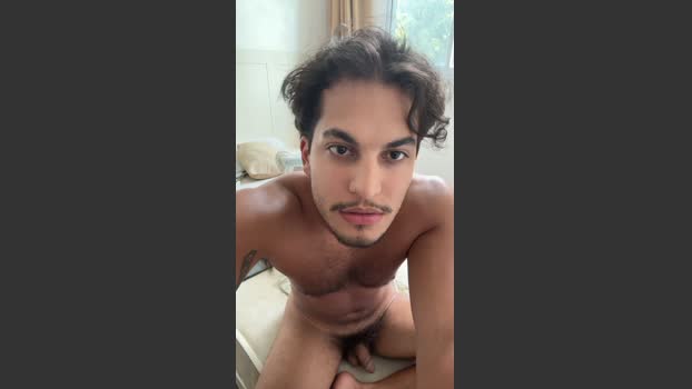 hairyshort kiss Webcam SHOW @ Cam4 05-12-2025