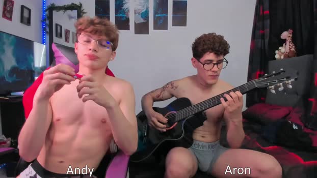 venezuelanguys horny Webcam SHOW @ Cam4 06-12-2025