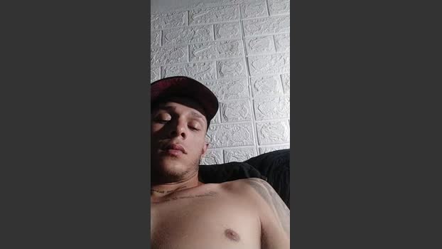 Emaa21c Cam Webcam SHOW @ Cam4 07-12-2025