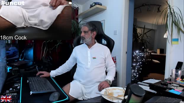 OnlineBossUK Webcam Webcam SHOW @ Cam4 06-12-2025
