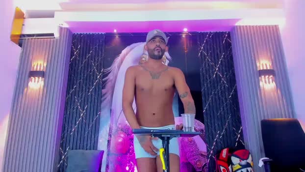 Dominic_Max fingers Webcam SHOW @ Cam4 08-12-2025