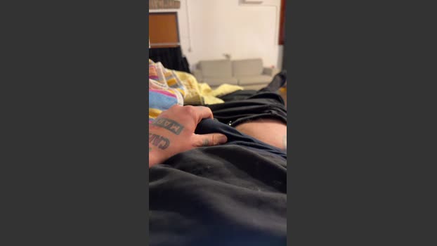 Matteoyves Pretty Webcam SHOW @ Cam4 08-12-2025