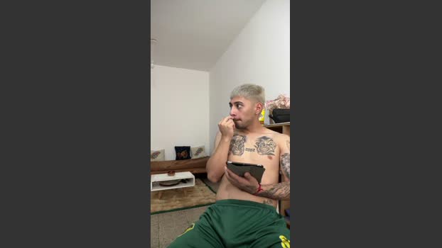 demoniioojoaqu3 Show Webcam SHOW @ Cam4 07-12-2025