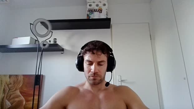 ALPHA_HUNK Webcam Webcam SHOW @ Cam4 09-12-2025