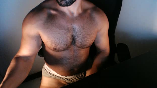beard_man_sexy Show Webcam SHOW @ Cam4 10-12-2025