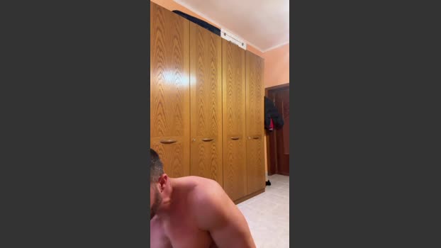 builder1 fingering Webcam SHOW @ Cam4 10-12-2025
