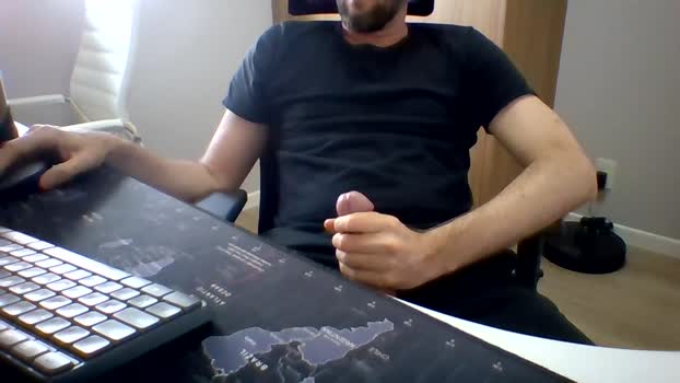 mateuskuera jackoff Webcam SHOW @ Cam4 10-12-2025