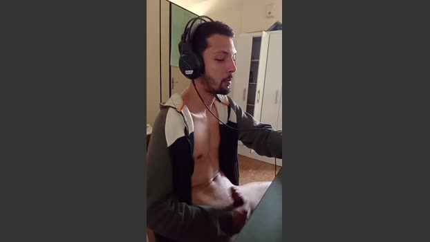 napolitano231 fuckface Webcam SHOW @ Cam4 10-12-2025