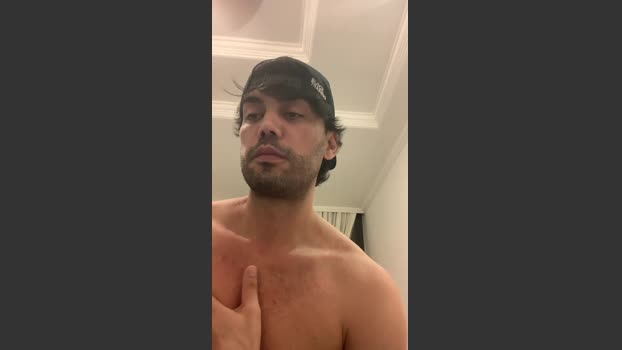 servasluan sexy Webcam SHOW @ Cam4 10-12-2025
