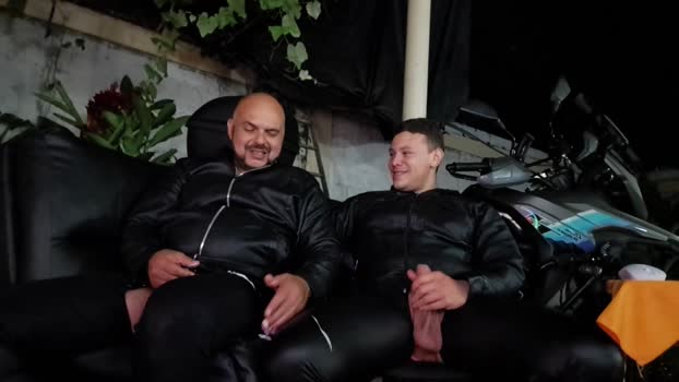 simon_and_dav1d bigballs Webcam SHOW @ Cam4 10-12-2025