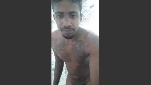 Threem232 bigcock Webcam SHOW @ Cam4 10-12-2025