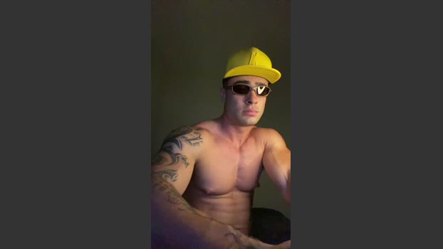 lindinho20cm3 sexymale Webcam SHOW @ Cam4 11-12-2025