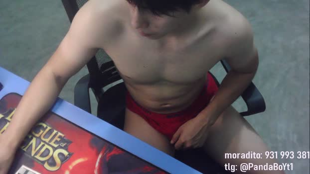 Panda_BoY1 amateur Webcam SHOW @ Cam4 12-12-2025