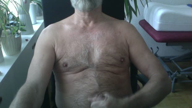 pitfly1 bicurious Webcam SHOW @ Cam4 12-12-2025