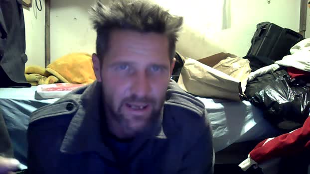 richie00731 bicurious Webcam SHOW @ Cam4 12-12-2025