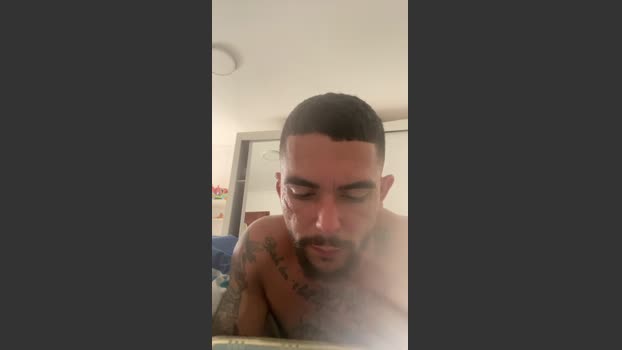 Abrahao22 spanking Webcam SHOW @ Cam4 12-12-2025