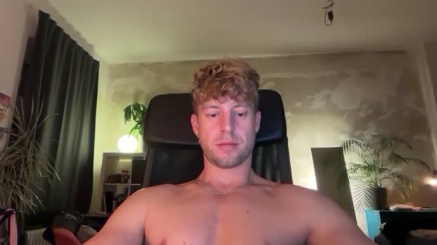 Heikhoe69 strip Webcam SHOW @ Cam4 12-12-2025