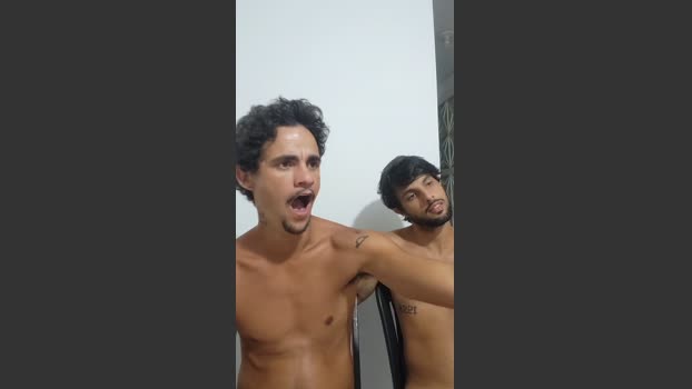 Levi_Henrique show Webcam SHOW @ Cam4 13-12-2025