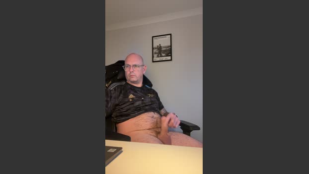 hornyhants1 Video Webcam SHOW @ Cam4 12-12-2025