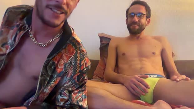 Couple_cho_31 jerkoff Webcam SHOW @ Cam4 14-12-2025